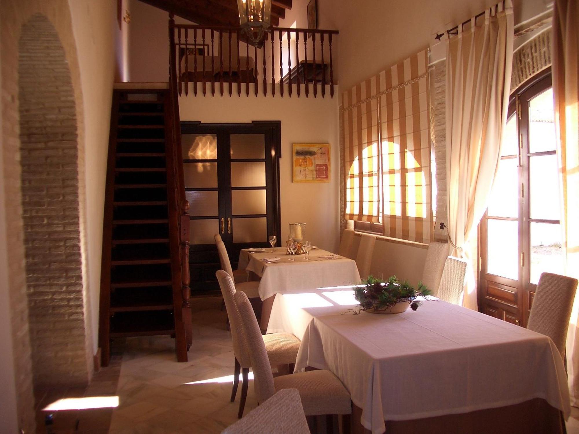Hacienda Los Jinetes Carmona  Exterior photo