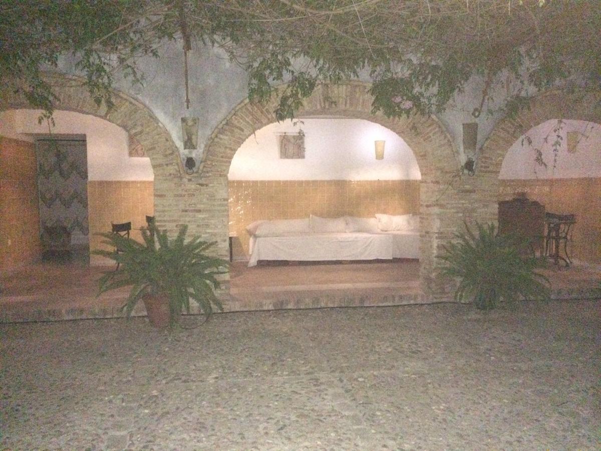 Hacienda Los Jinetes Carmona  Exterior photo